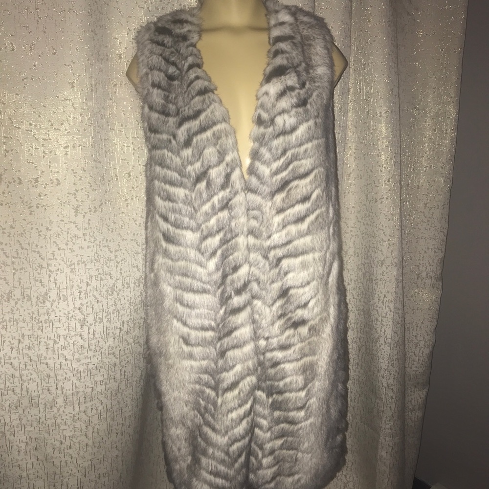 TOPSHOP GRAY WHITE FAUX FUR VEST, US Size 4